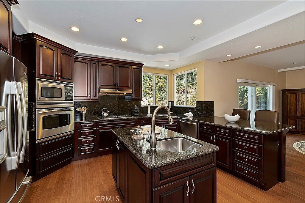 27732 N Bay Rd Lake Arrowhead, CA 92352 - Thumbnail 3