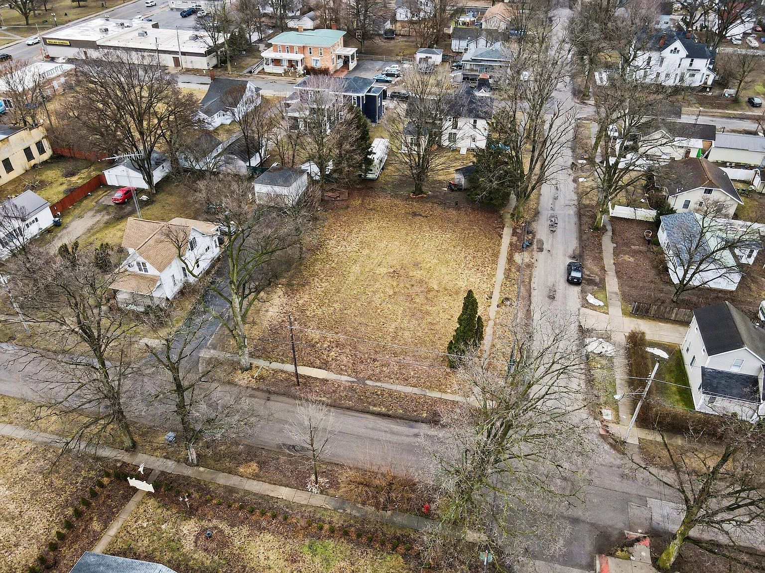 215 W Shepard St Hartford, MI 49057 - Thumbnail 3