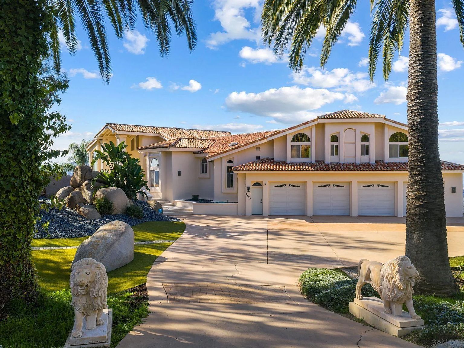 9629 Misty Meadow Ln Escondido, CA 92026 - Thumbnail 3