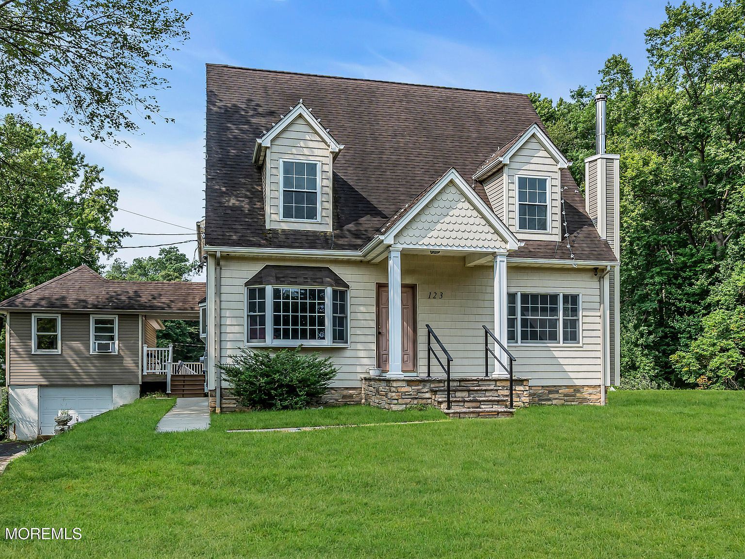 123 Freehold Rd Manalapan, NJ 07726 - Thumbnail 3