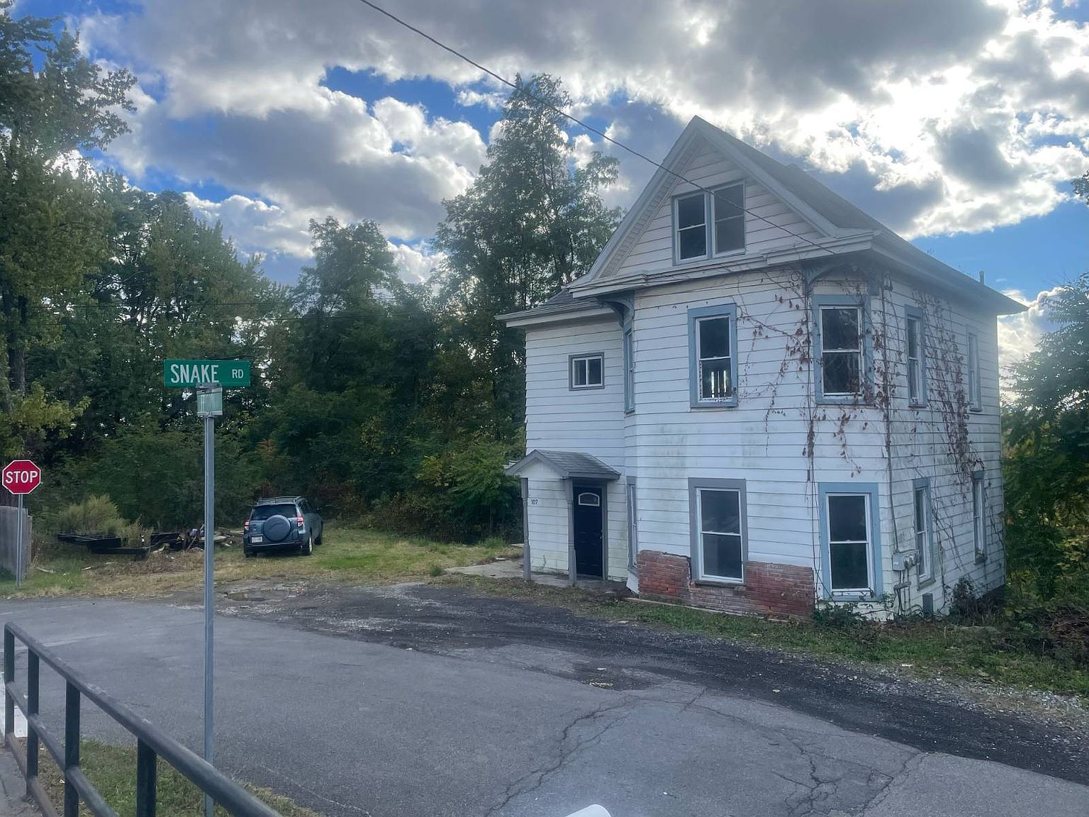 107 Jefferson Hts Catskill, NY 12414 - Thumbnail 3