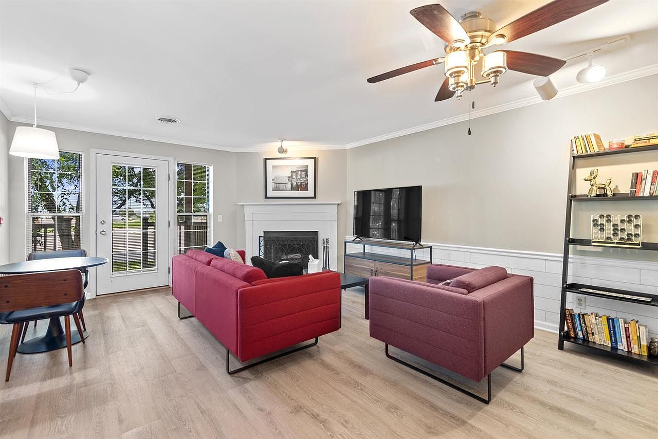 2 Captains Ct UNIT 3 Madison, WI 53719 - Thumbnail 3