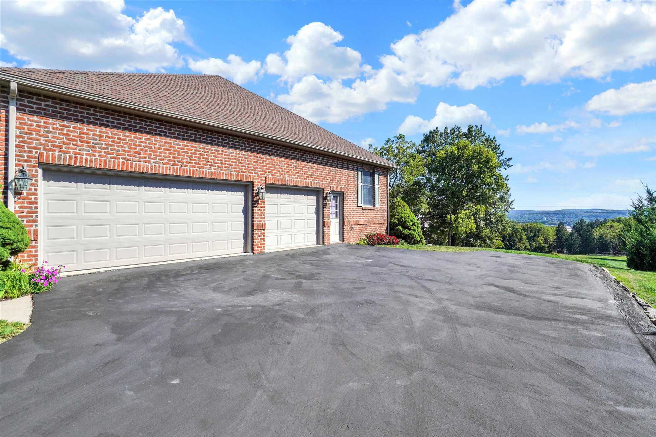 2280 Spangler Circle, York, PA, USA, 17406 - Thumbnail 3