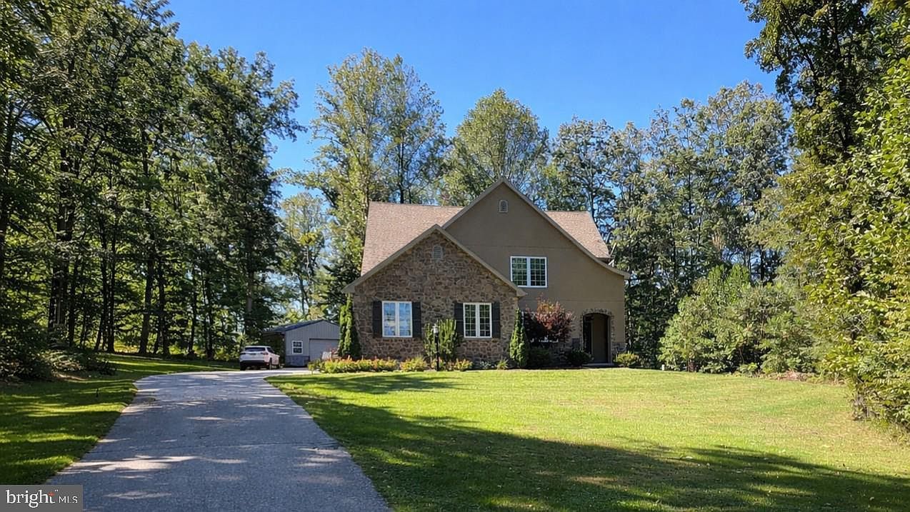 558 Rockey Rd Red Lion, PA 17356 - Thumbnail 3