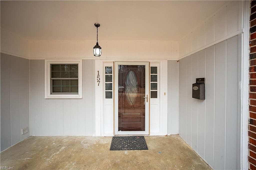 157 Highwood Cir Newport News, VA 23608 - Thumbnail 3