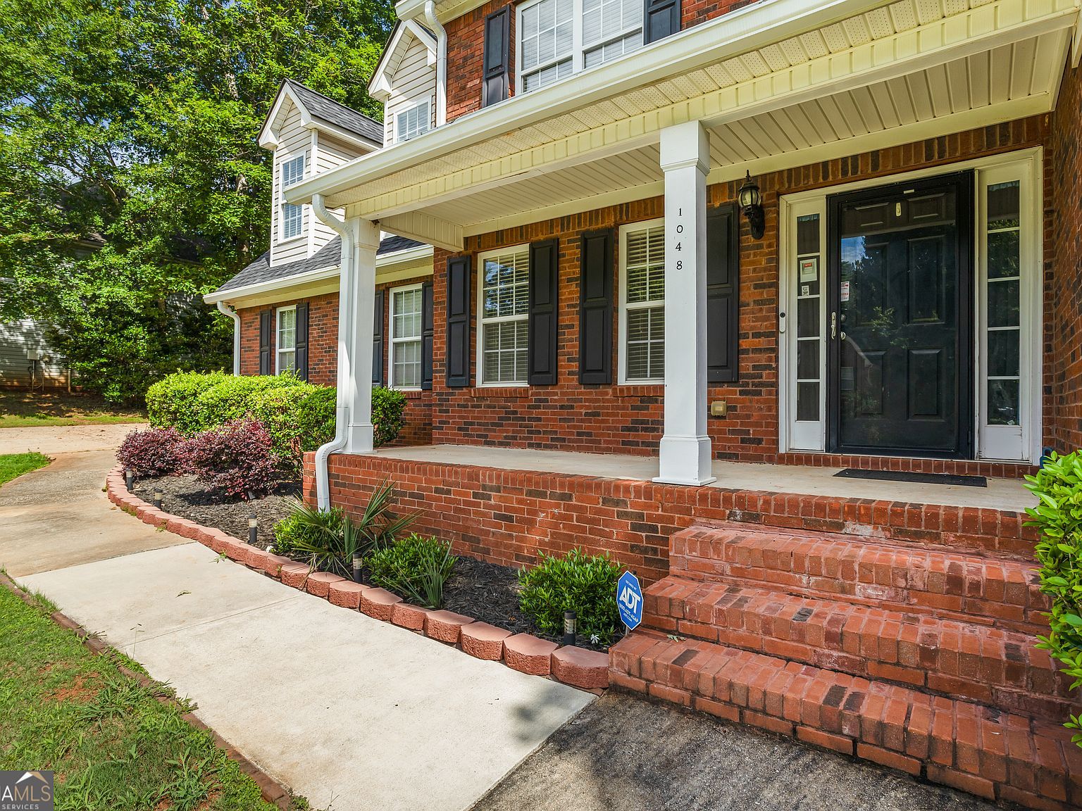 1048 Falls Brooke Dr Conyers, GA 30094 - Thumbnail 3