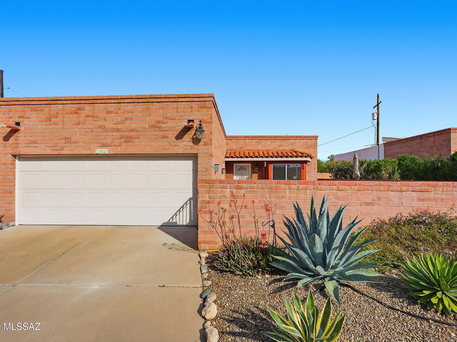 190 W Greer Ln Tucson, AZ 85704 - Thumbnail 3