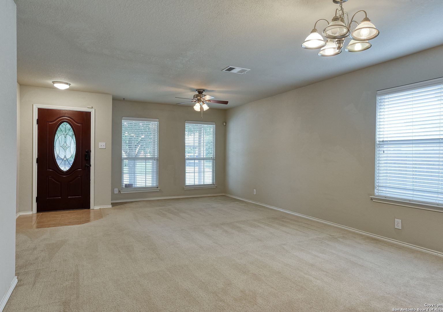 114 Arcadia Pl Cibolo, TX 78108 - Thumbnail 3