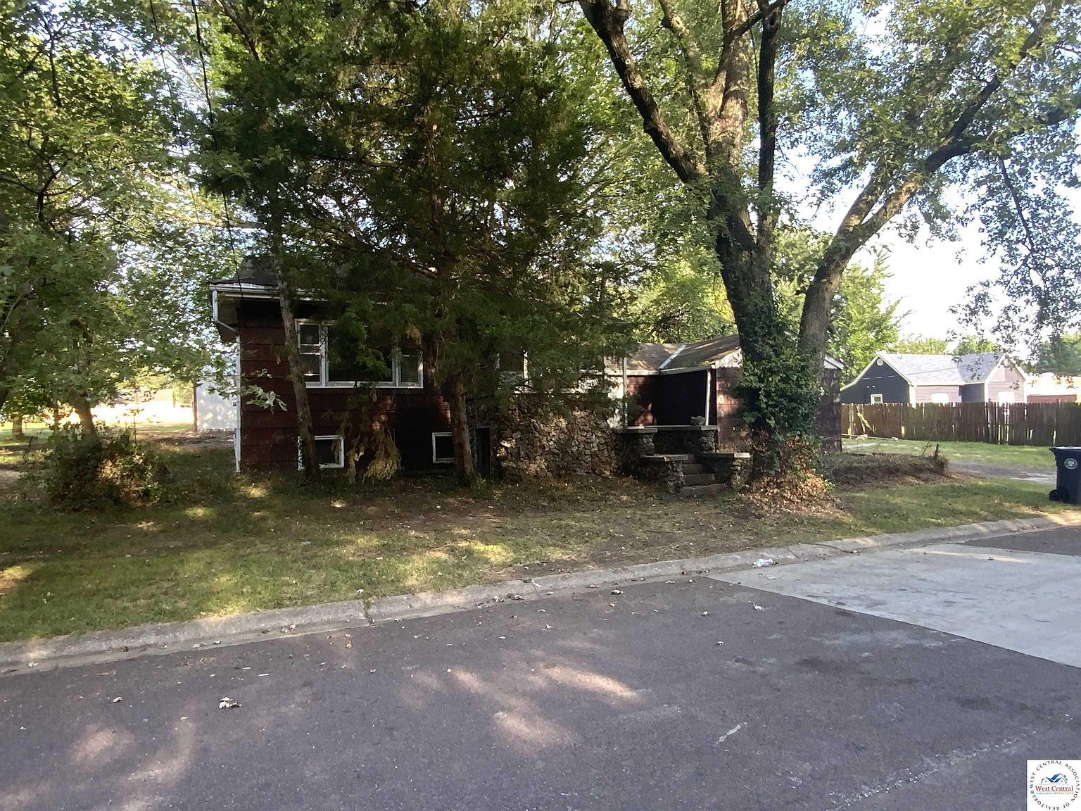 706 N New York Ave Sedalia, MO 65301 - Thumbnail 3