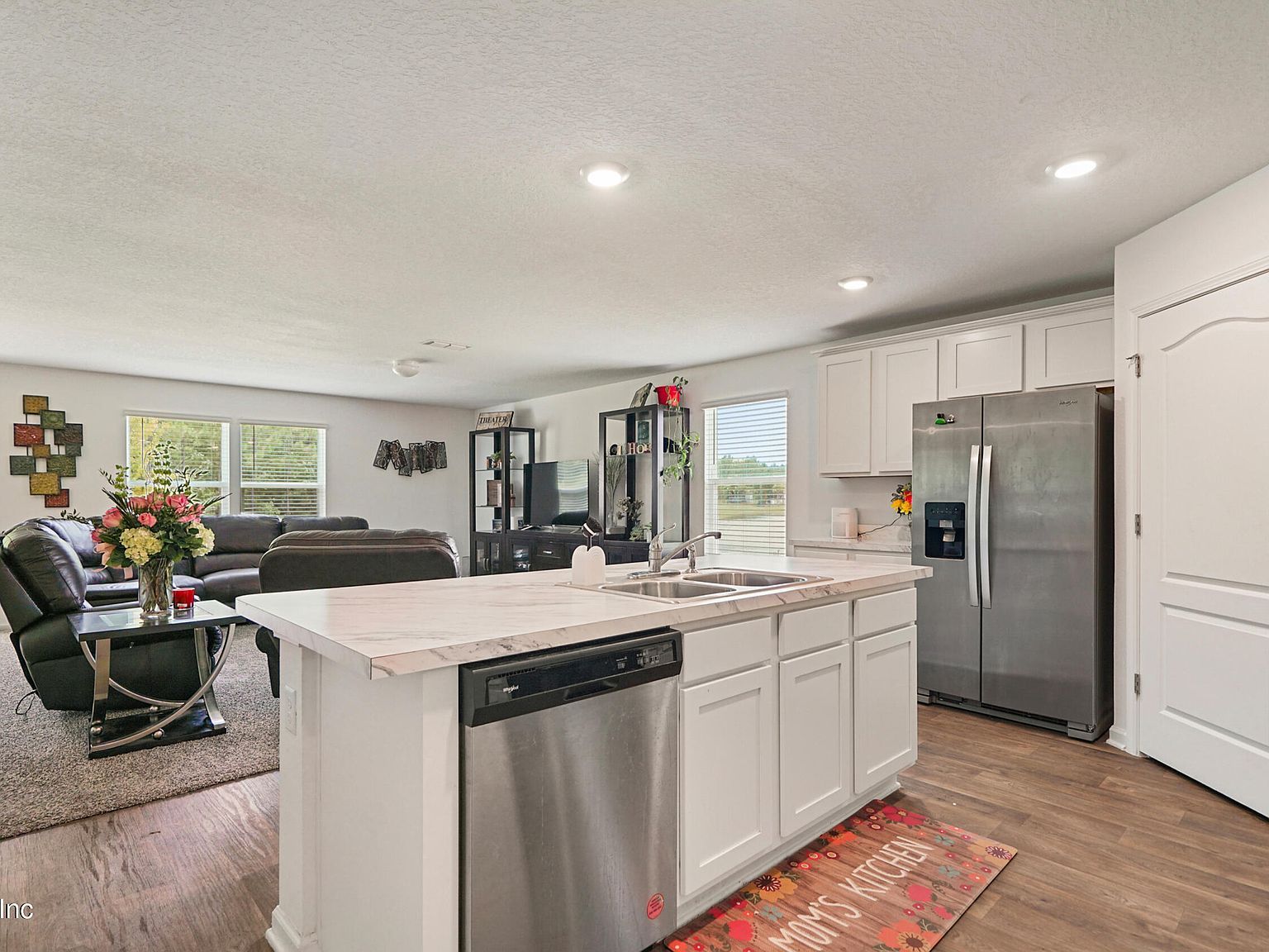 4004 Chihuahua Ct Jacksonville, FL 32218 - Thumbnail 3