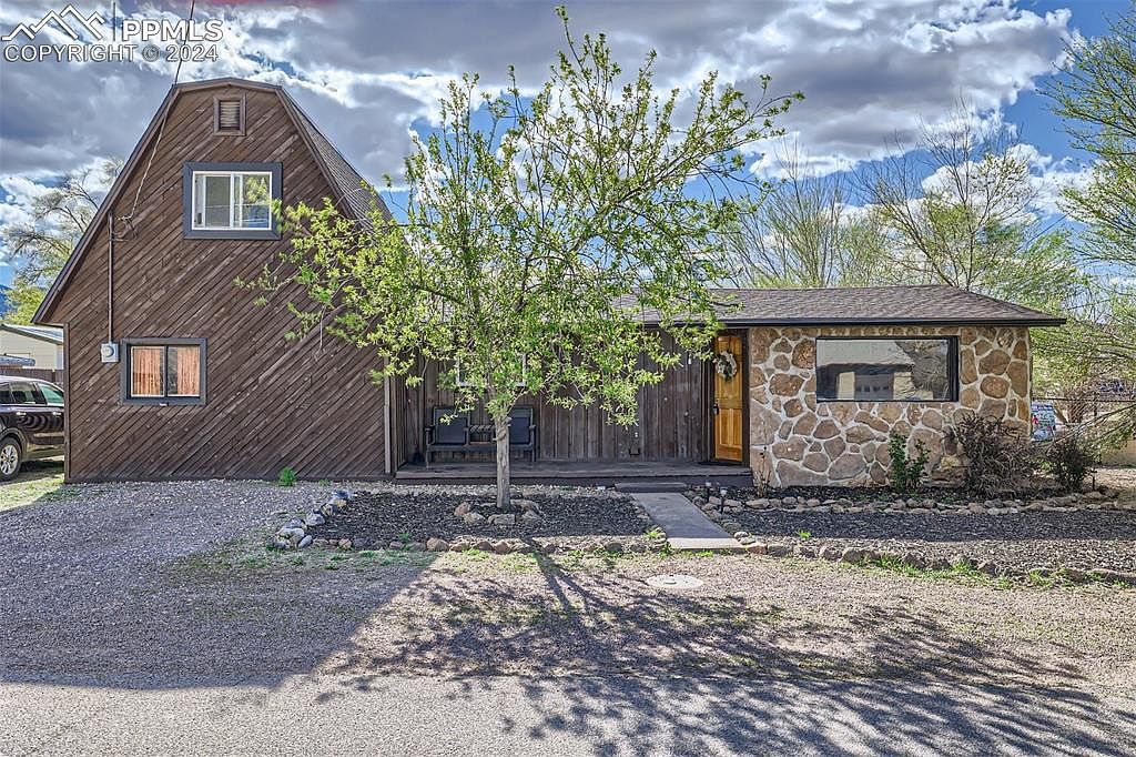 1615 Locust St Canon City, CO 81212 - Thumbnail 3