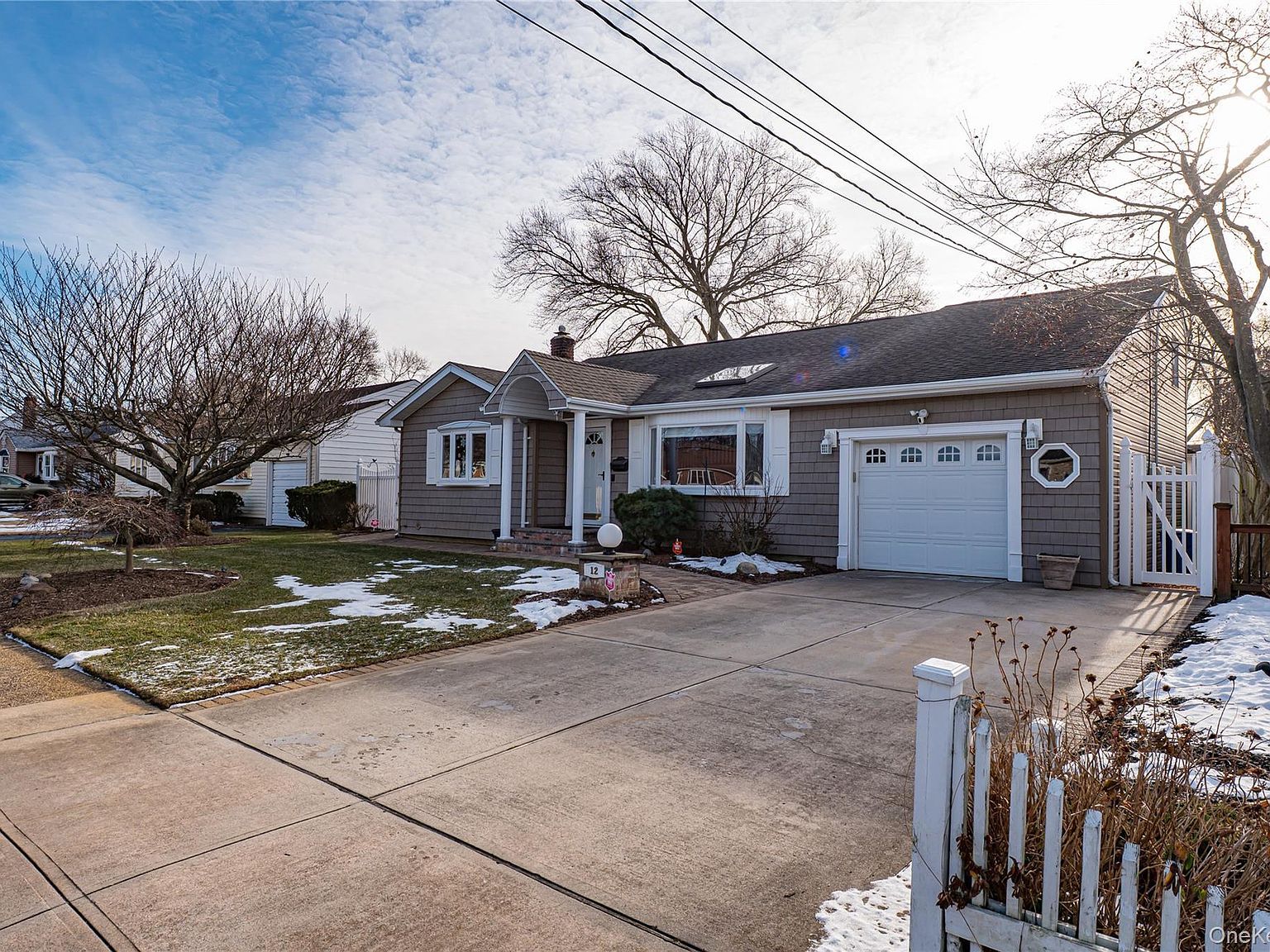 12 Ida Ln North Babylon, NY 11703 - Thumbnail 3