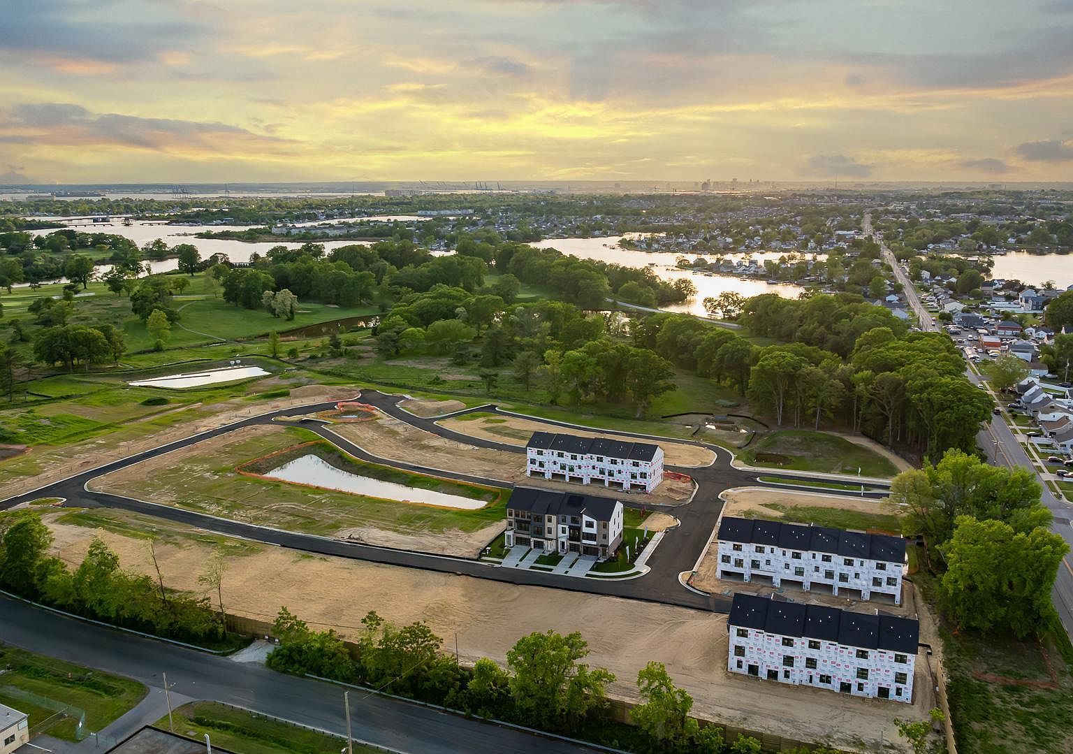 1811 Constellation Dr Baltimore, MD 21222 - Thumbnail 3