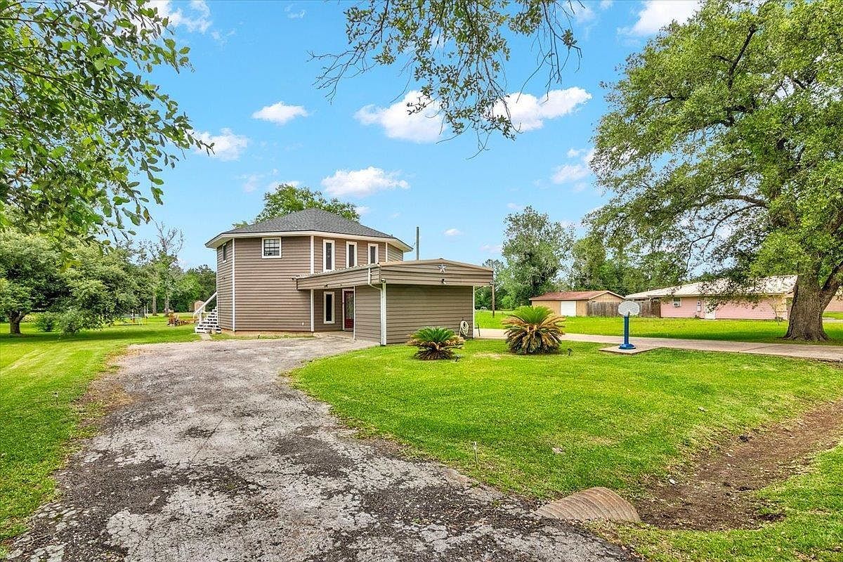 412 Bradford St Bridge City, TX 77611 - Thumbnail 3