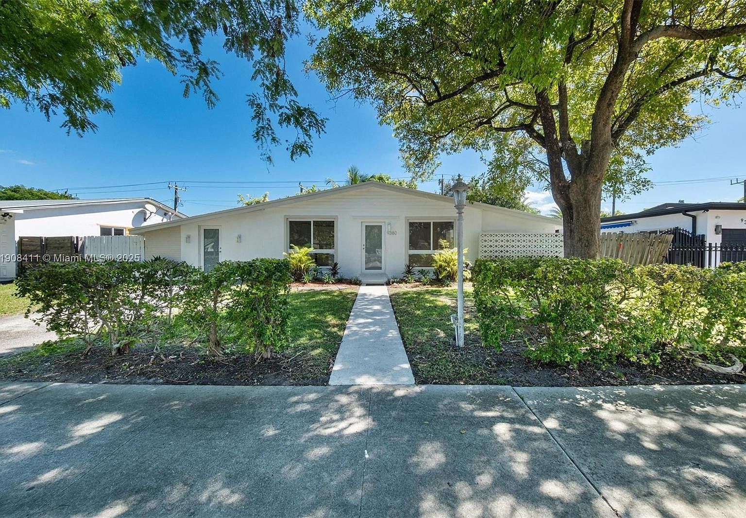 9380 Caribbean Blvd Cutler Bay, FL 33189 - Thumbnail 3