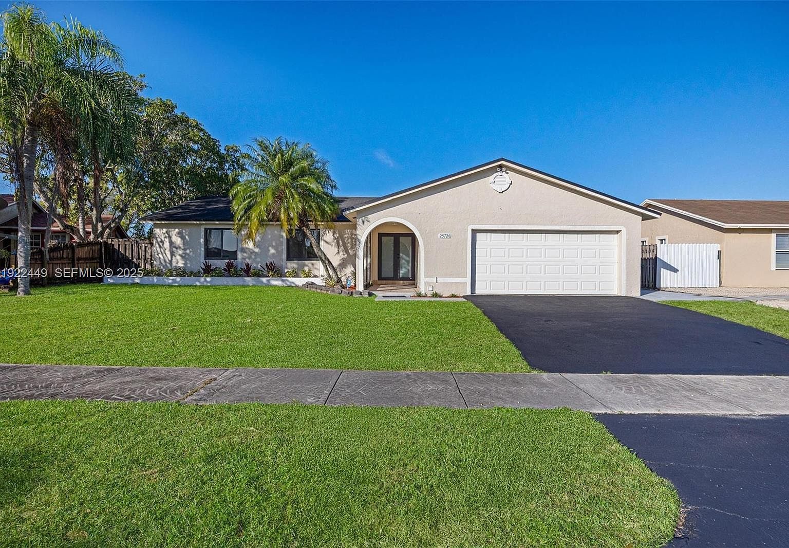 25720 SW 133rd Ave Homestead, FL 33032 - Thumbnail 3