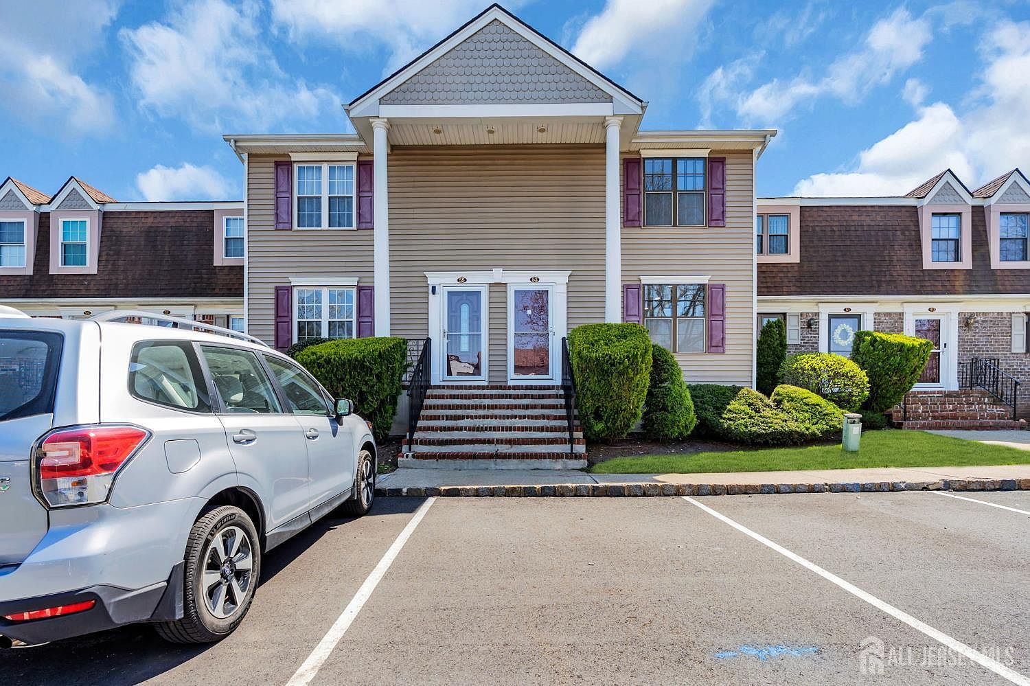 53 Heritage Ln Fords, NJ 08863 - Thumbnail 3