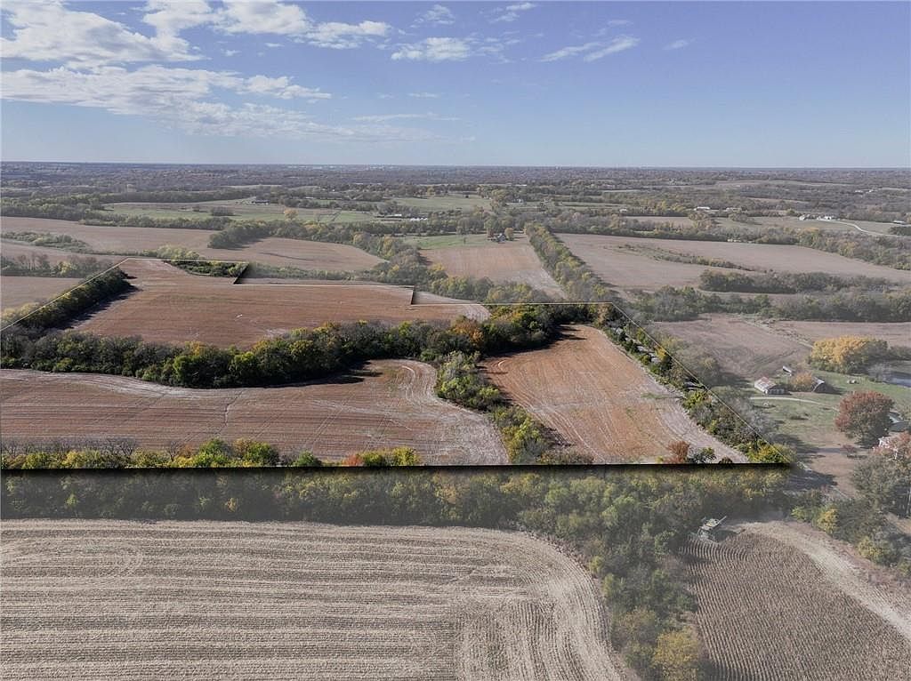 TRACT 13002nd St E #139 Kansas City, MO 64149 - Thumbnail 3