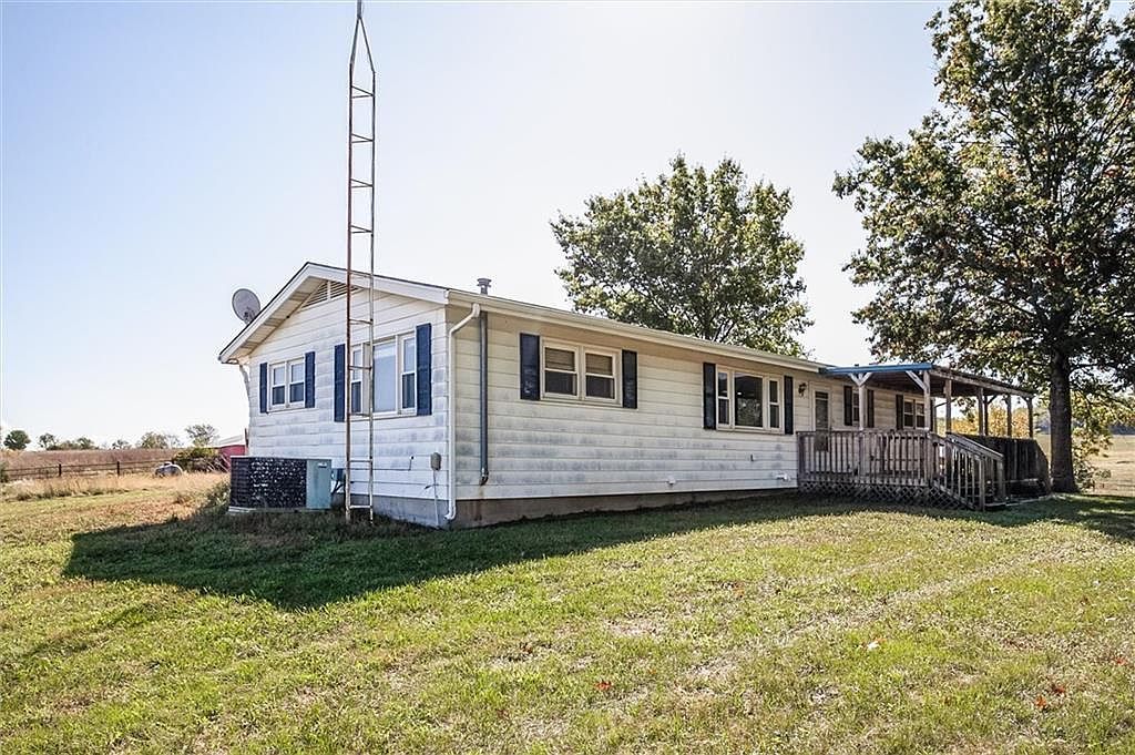 1898 Dade School Rd Odessa, MO 64076 - Thumbnail 3