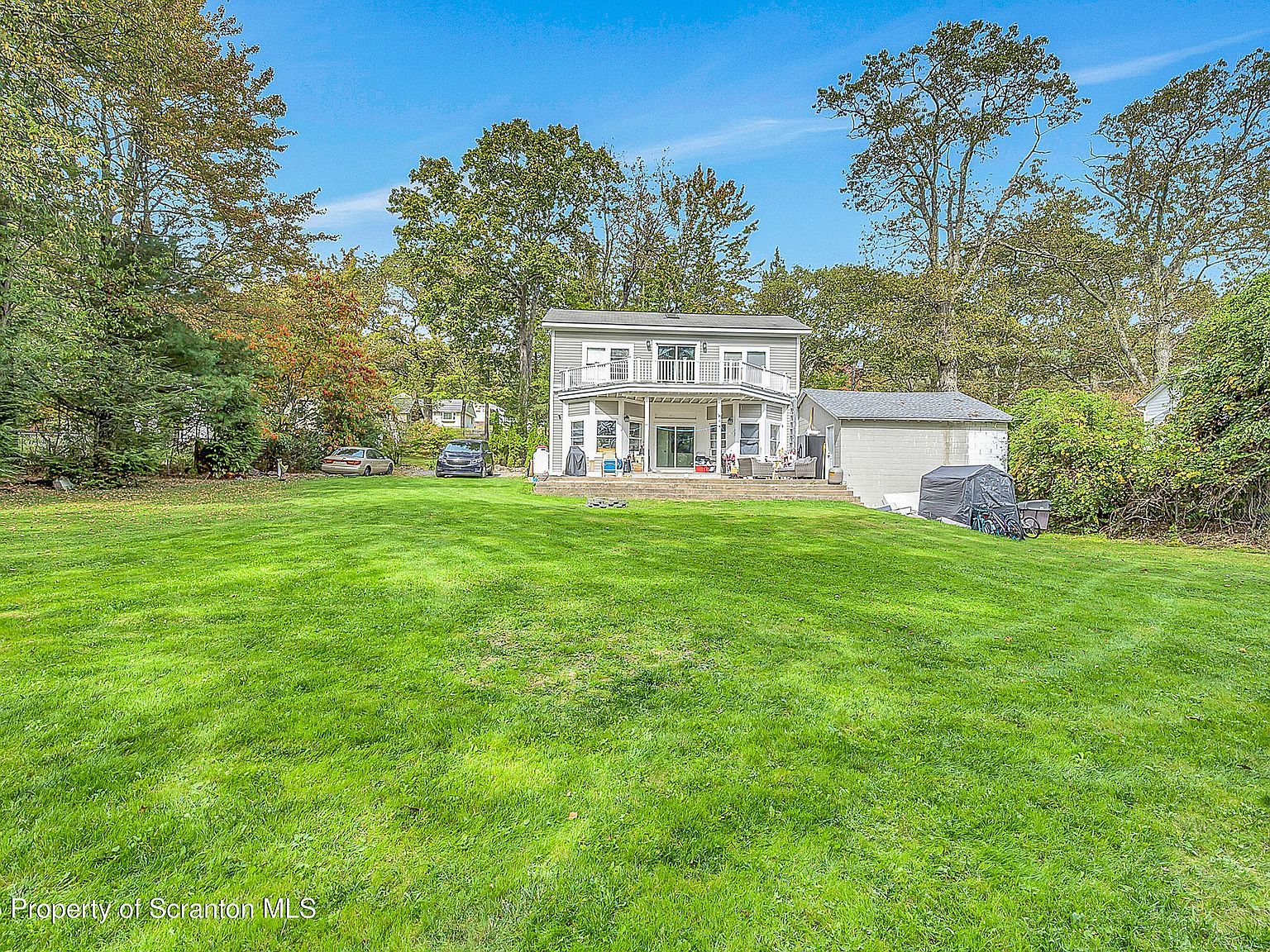 37 Mount Pocono Ct Mount Pocono, PA 18344 - Thumbnail 3