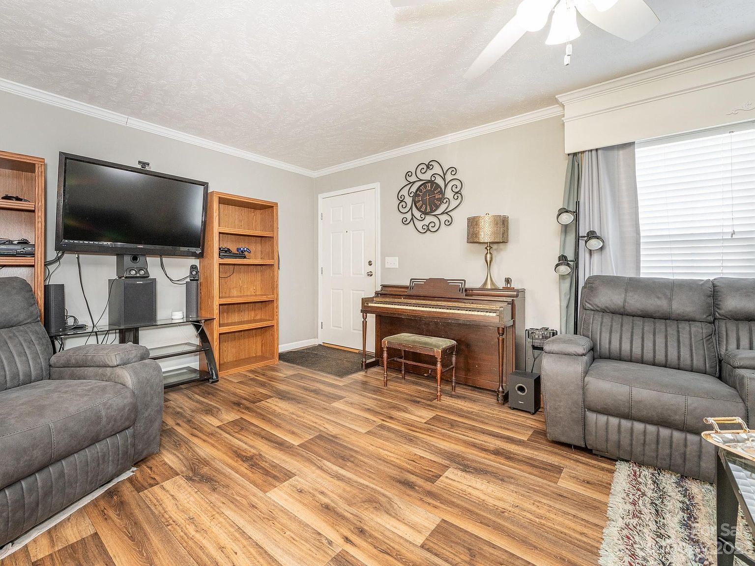 4897 Sierra Dr Maiden, NC 28650 - Thumbnail 3