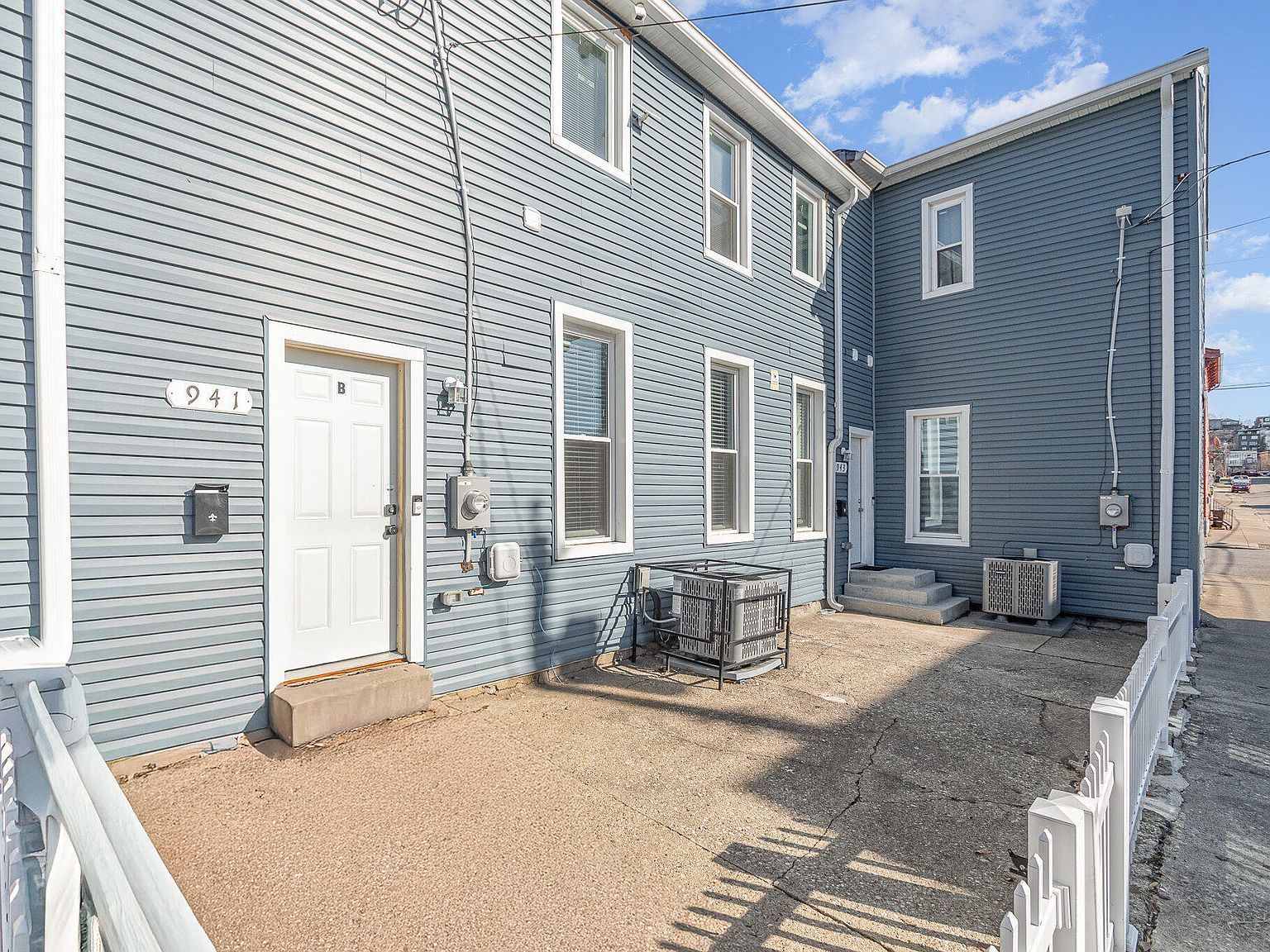 117 W 10th St Newport, KY 41071 - Thumbnail 3