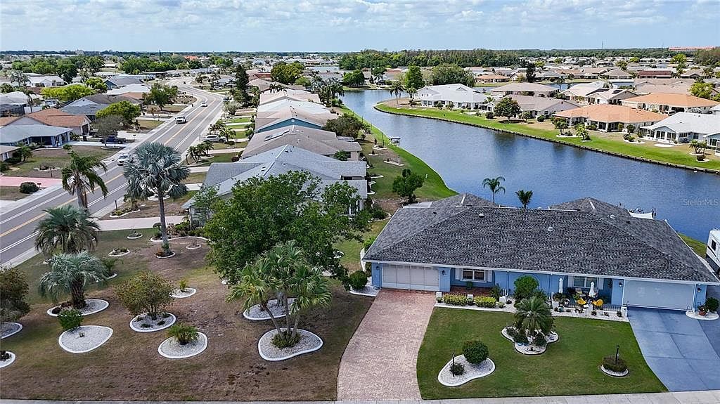 1502 Cloister Dr Sun City Center, FL 33573 - Thumbnail 3