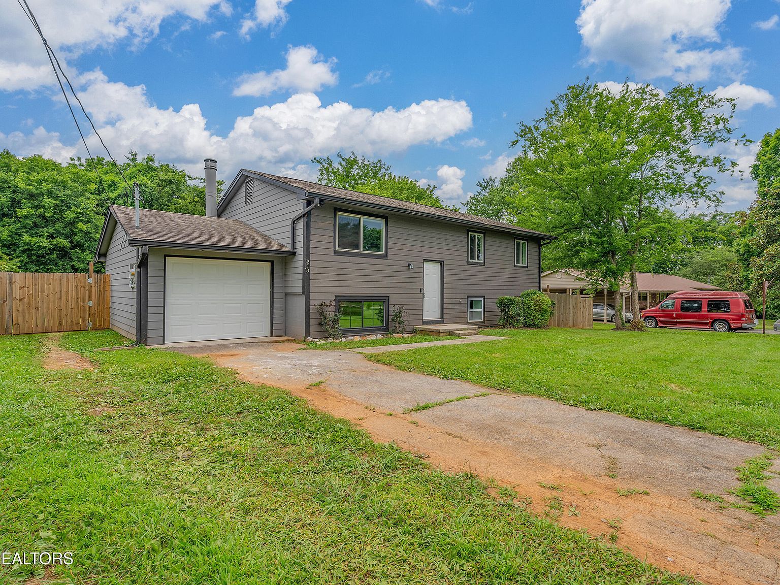 213 Towne Rd Knoxville, TN 37934 - Thumbnail 3