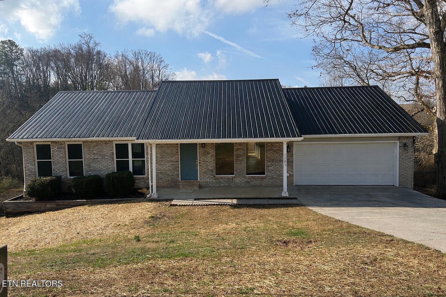 1203 Clendenen Rd Maryville, TN 37801 - Thumbnail 3