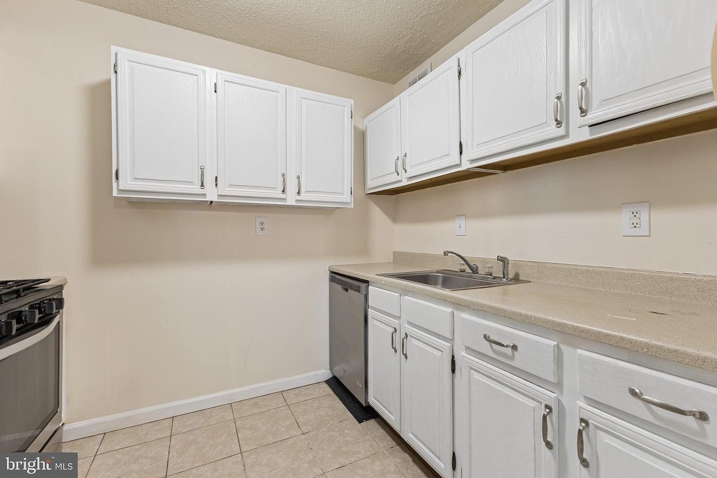 1250 4th St SW #W214 Washington, DC 20024 - Thumbnail 3