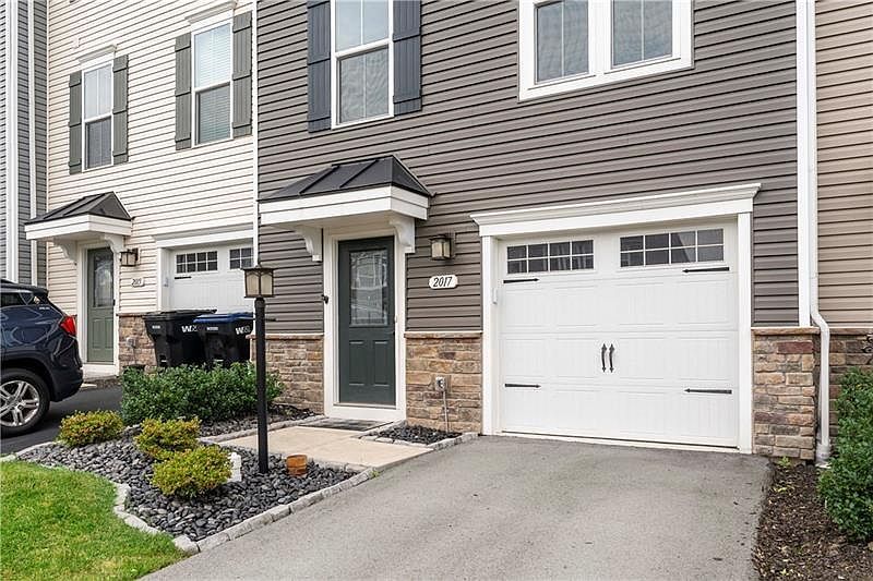 2017 Cade Dr Monaca, PA 15061 - Thumbnail 3