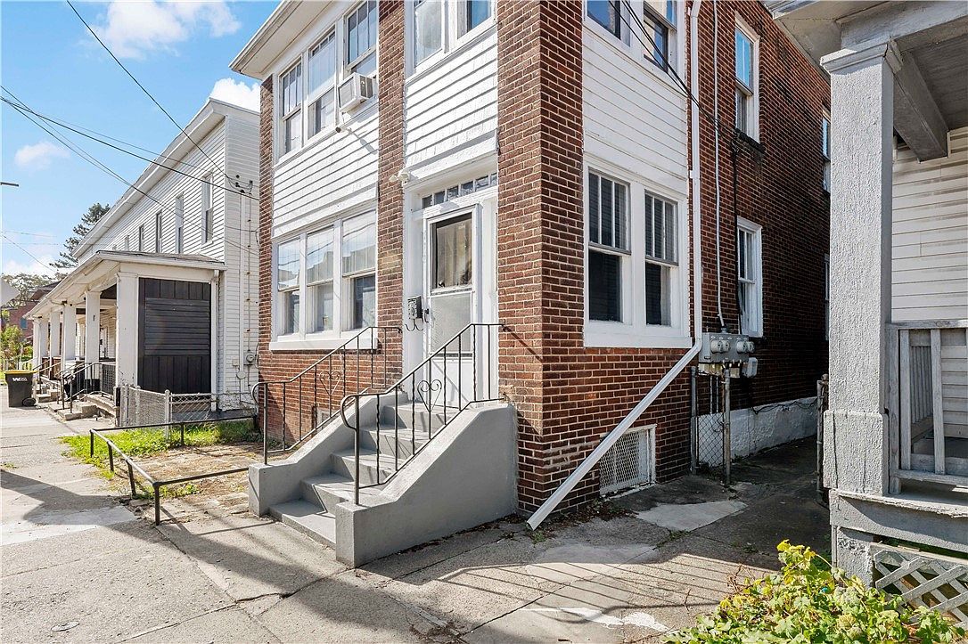 1210 Holmes St Mc Kees Rocks, PA 15136 - Thumbnail 3