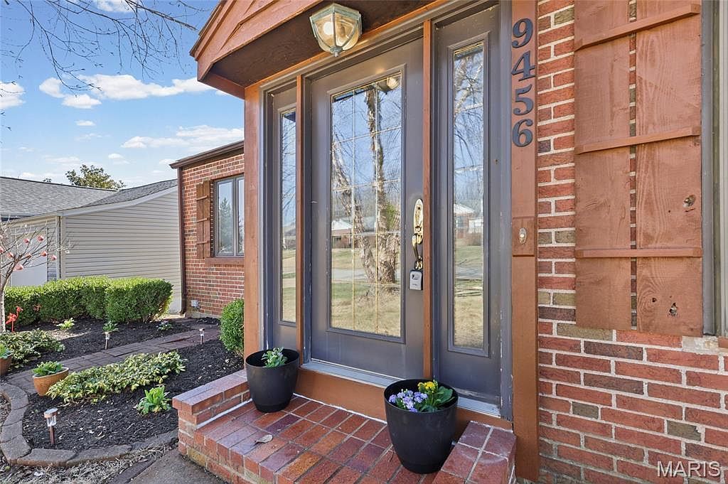 9456 Arban Dr Saint Louis, MO 63126 - Thumbnail 3