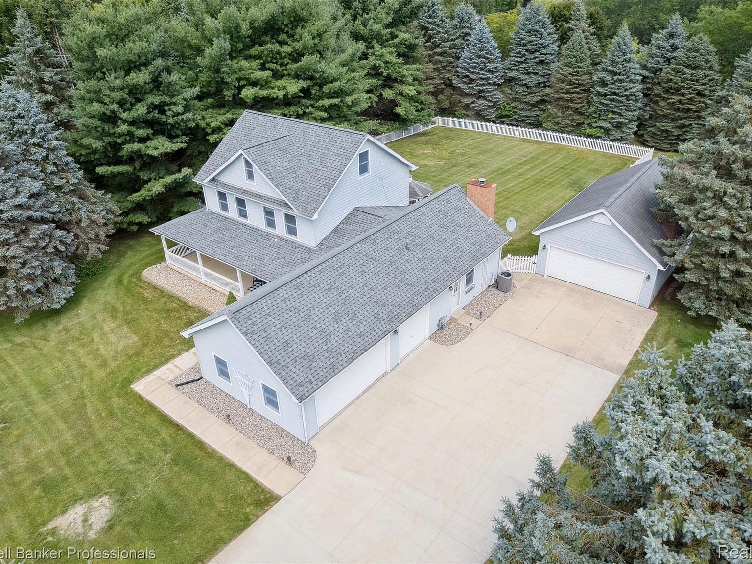 9001 Yorkshire Dr Saline, MI 48176 - Thumbnail 3