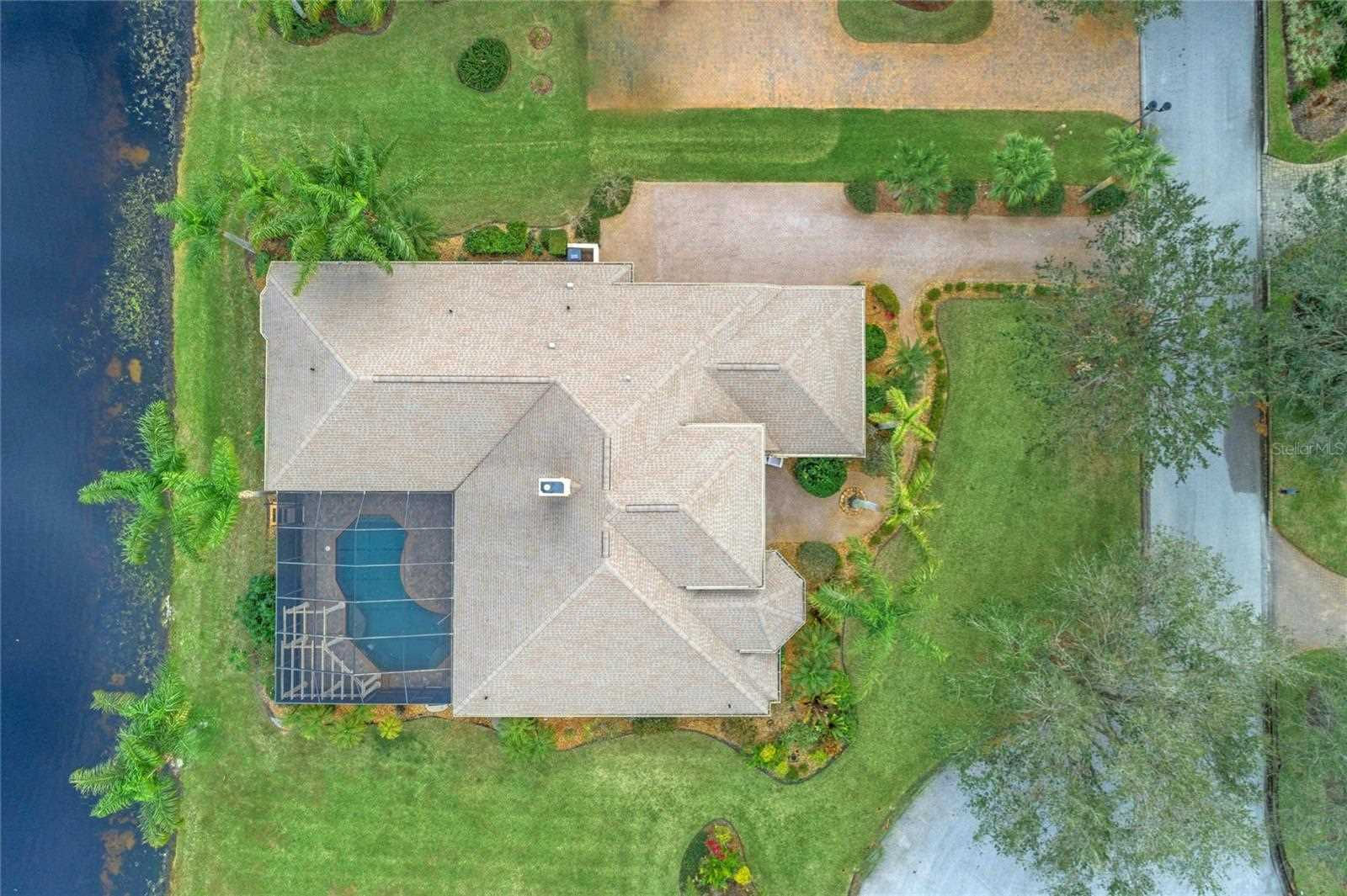 2691 Wyndsor Oaks Place, Winter Haven, FL, USA, 33884 - Thumbnail 3