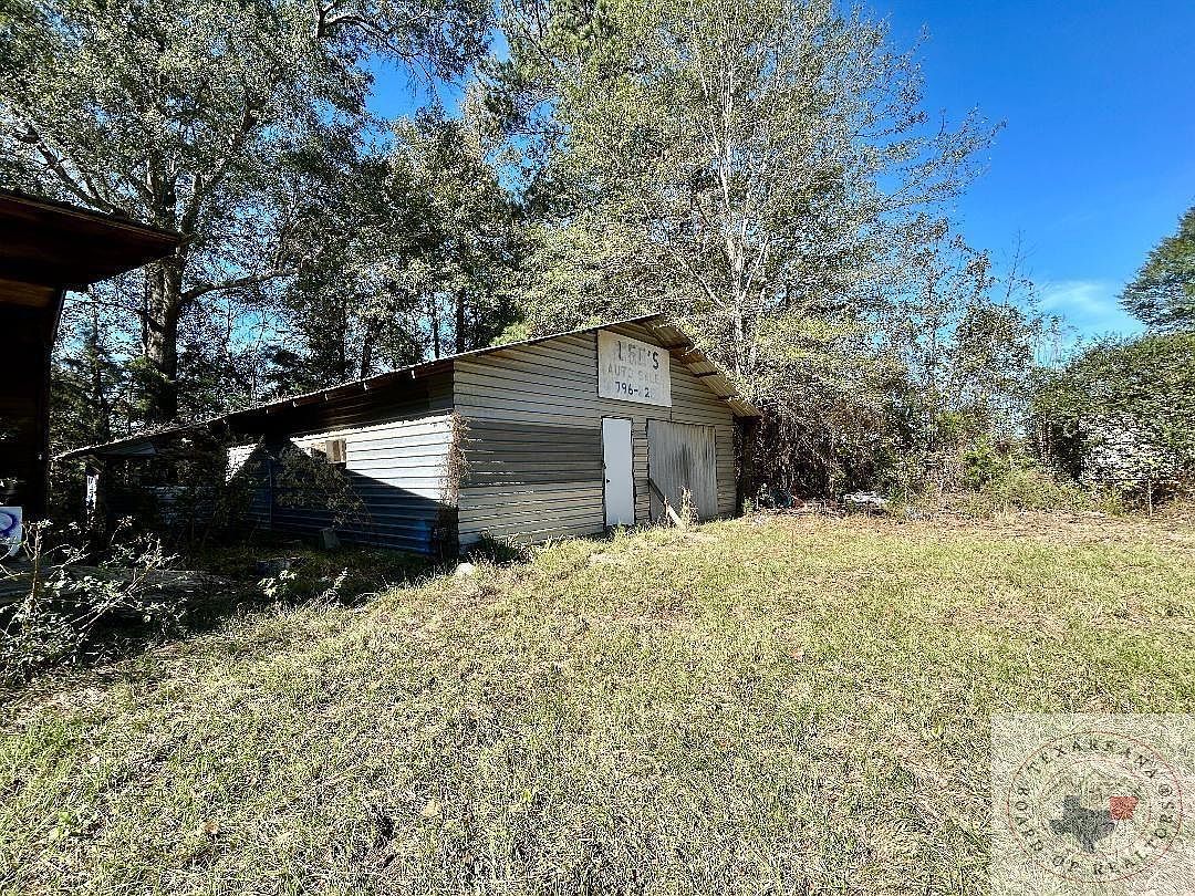 403 6th St Queen City, TX 75572 - Thumbnail 3