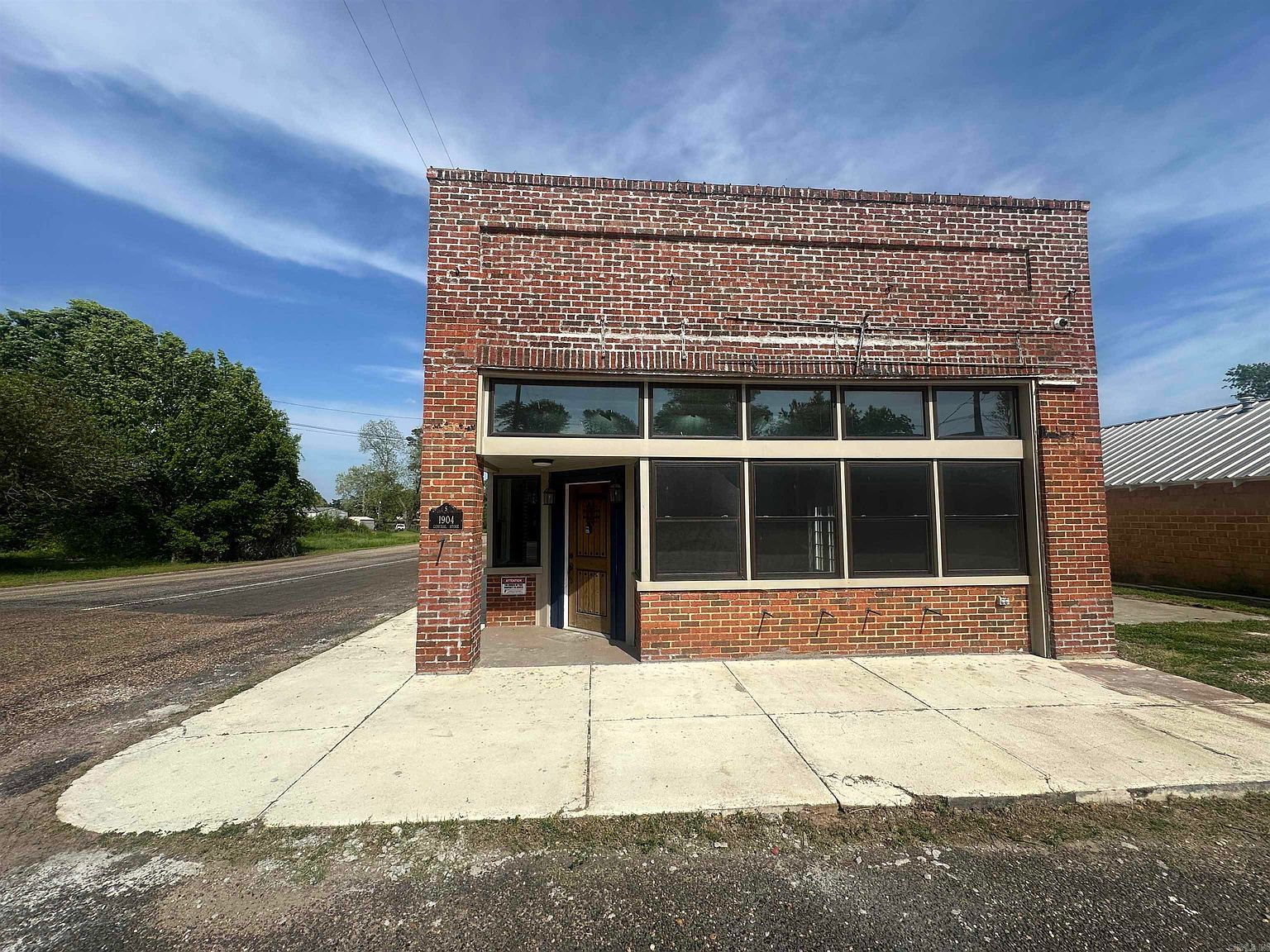 100 S Central Ave Marietta, TX 75566 - Thumbnail 3