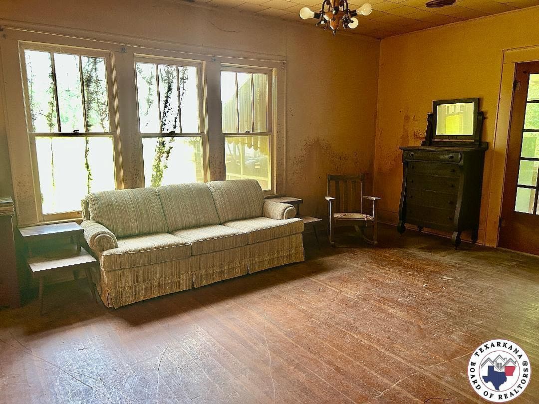 412 Loop 236 Queen City, TX 75572 - Thumbnail 3