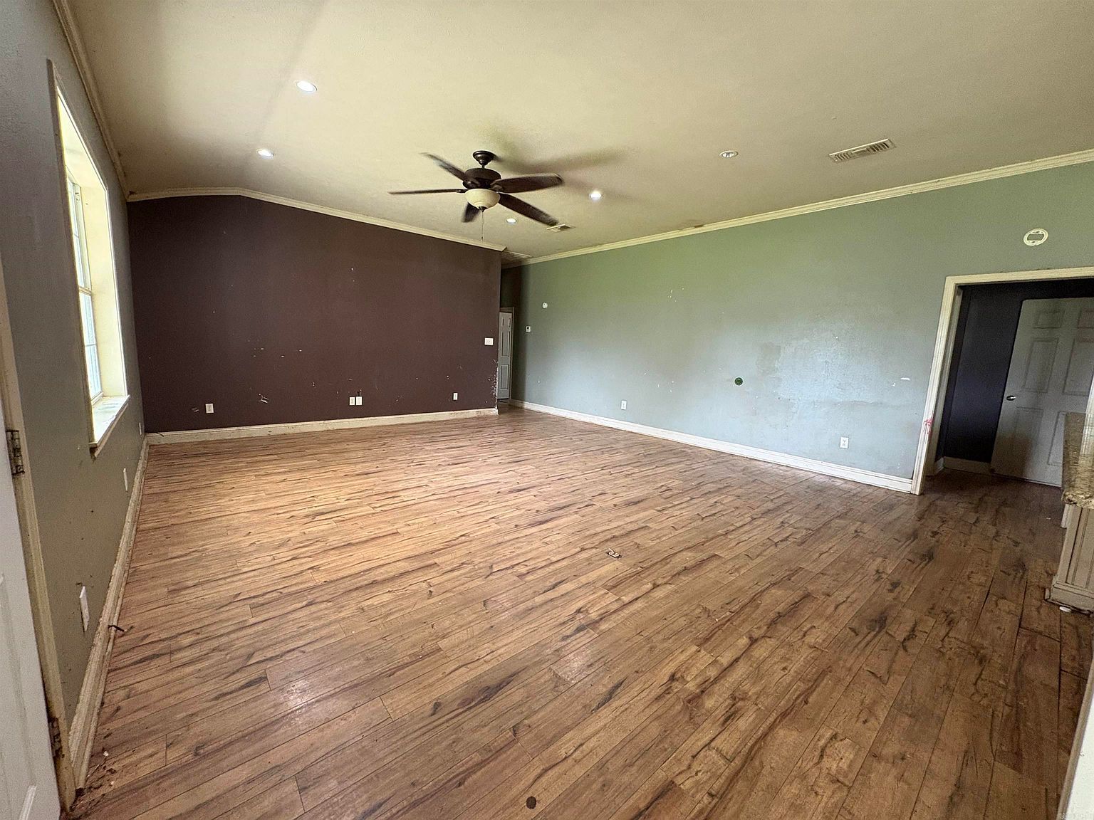 140 Wall St Mc Leod, TX 75565 - Thumbnail 3