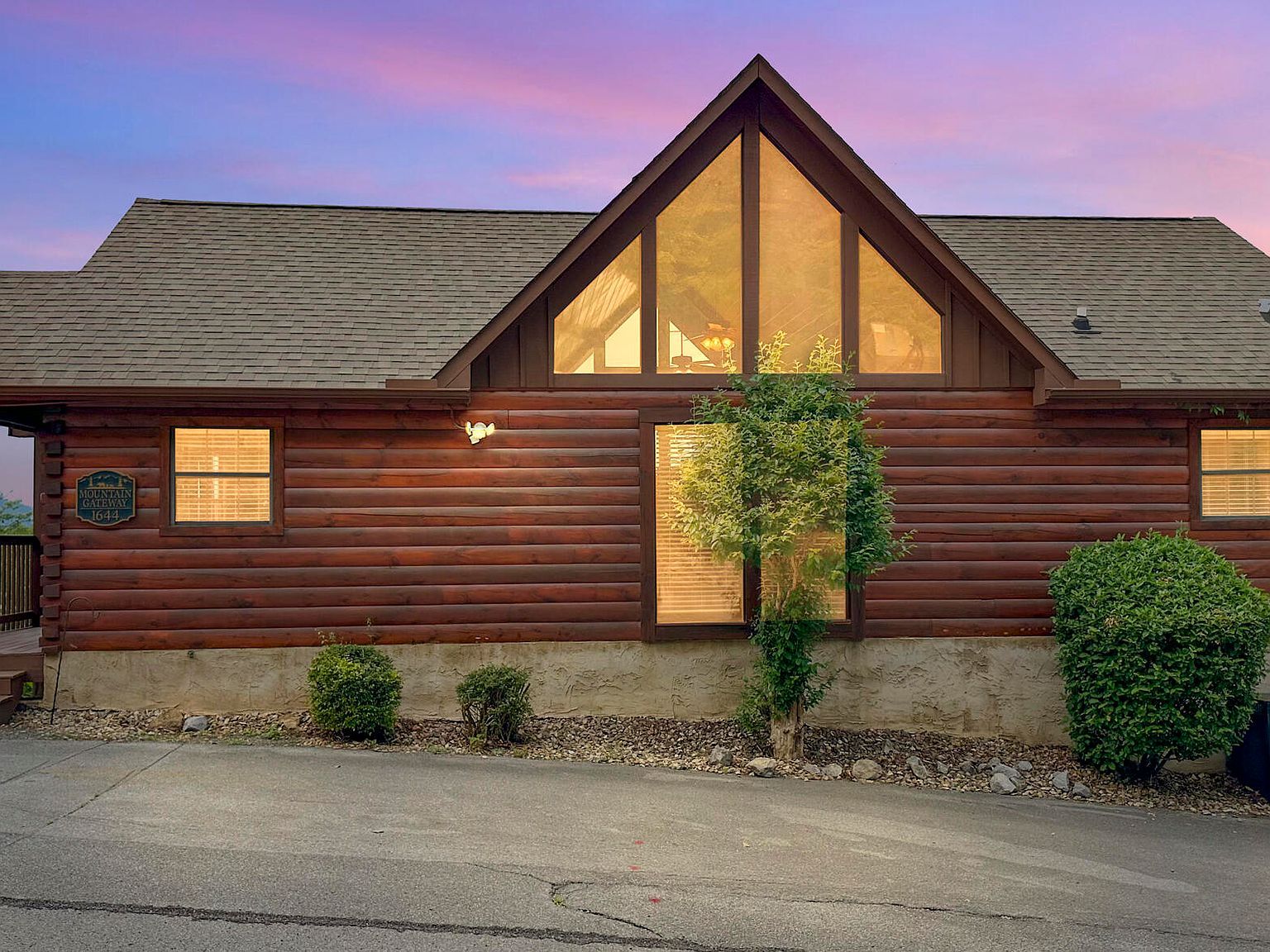 1644 Pinewood Way Sevierville, TN 37862 - Thumbnail 3