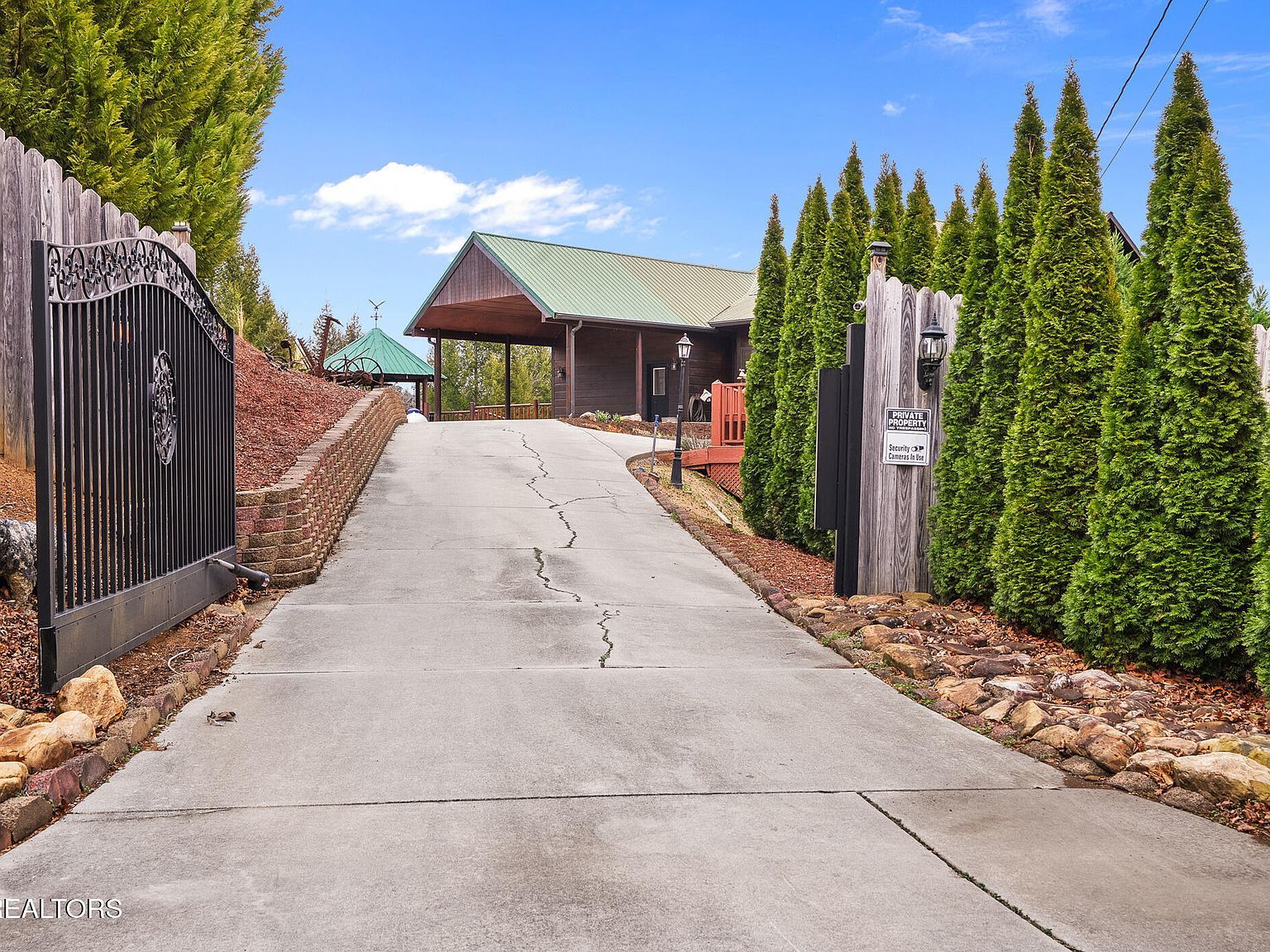 1819 Skyhawk Ln Sevierville, TN 37876 - Thumbnail 3