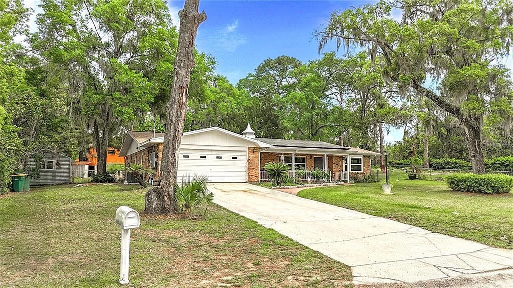 401 S Pine Ave Inverness, FL 34452 - Thumbnail 3