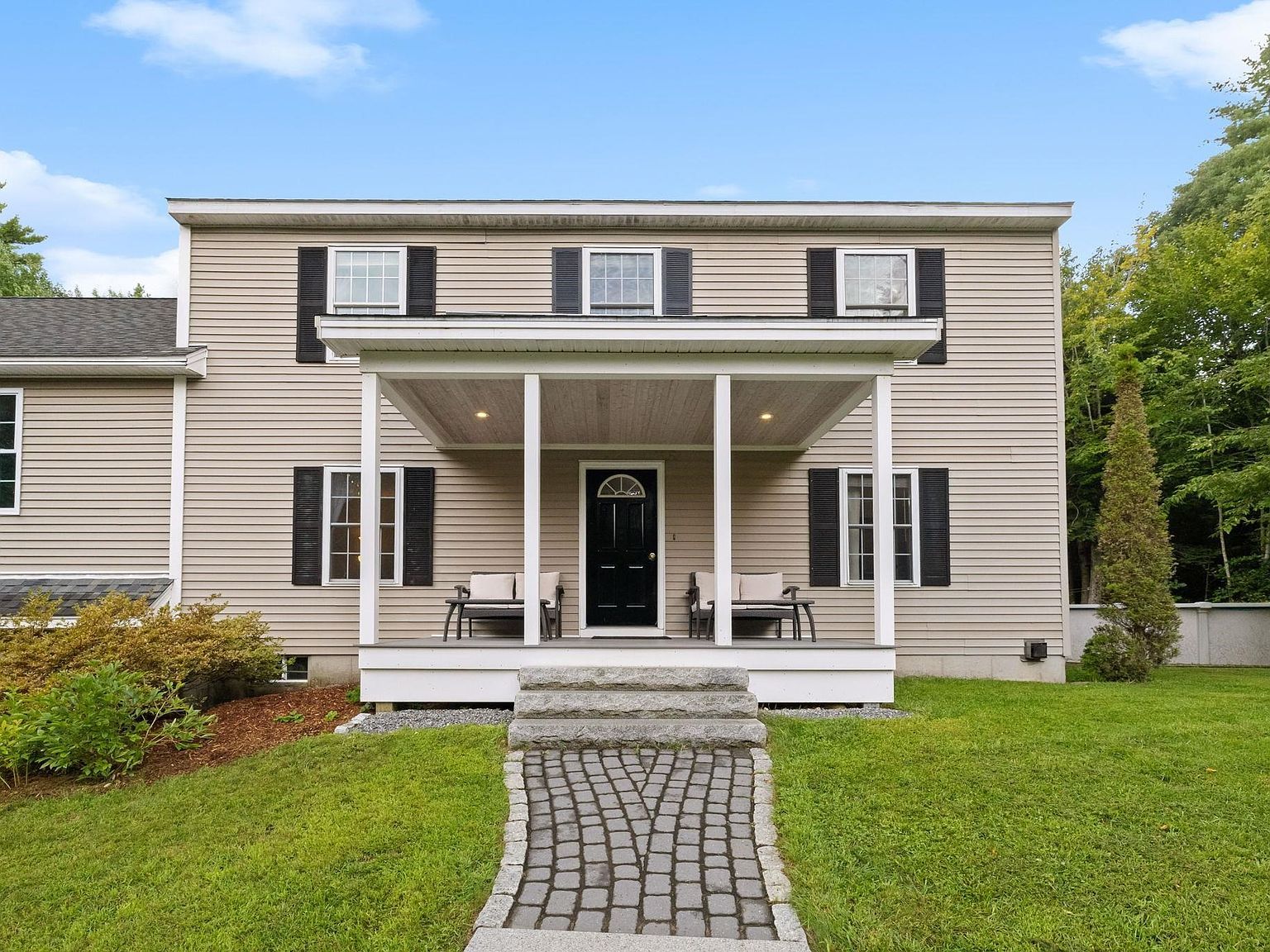 379 New Boston Rd Francestown, NH 03043 - Thumbnail 3