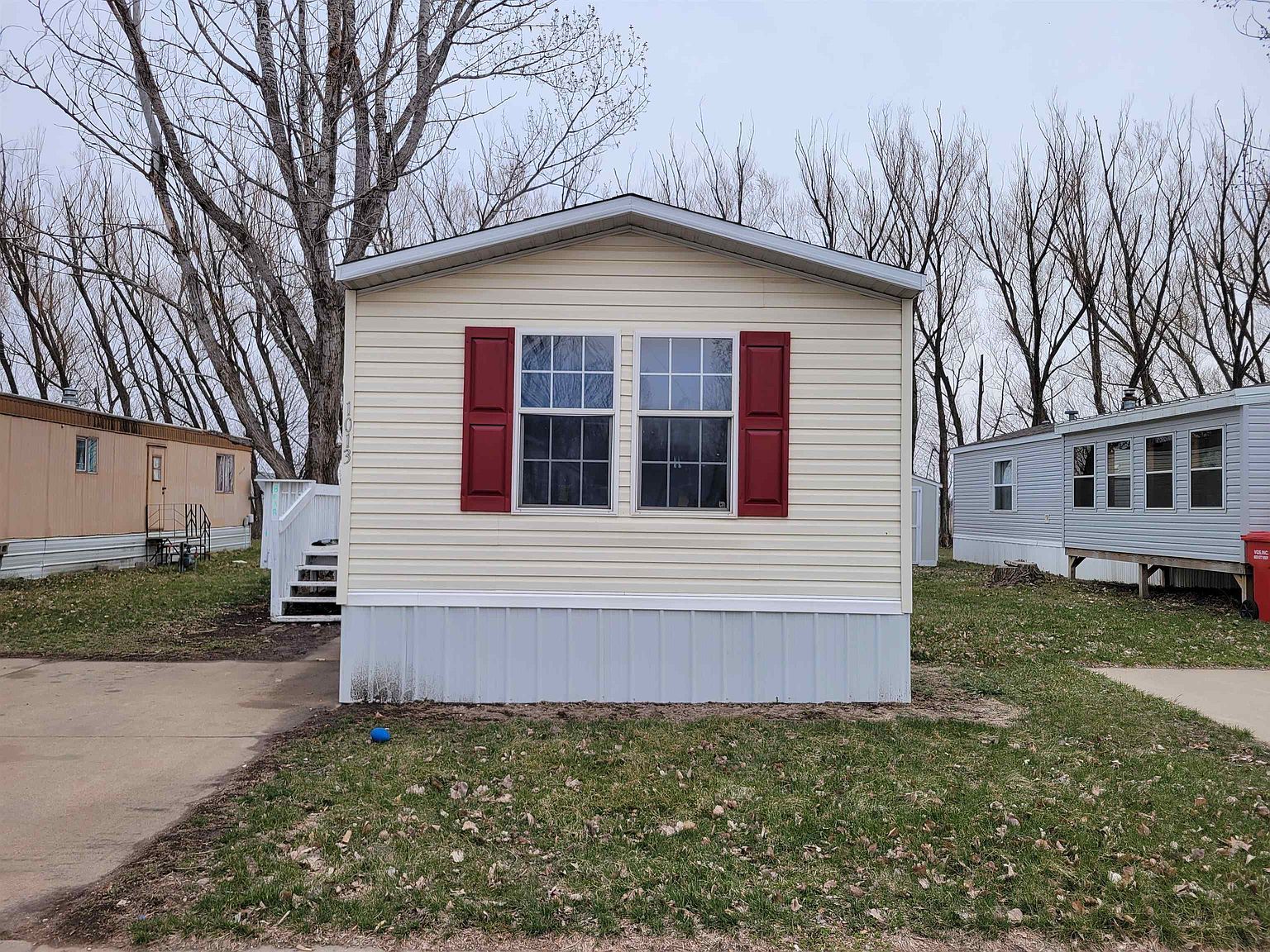 1013&1023 Kim Westgate 911 Allison #1209-925&1003 Vermillion, SD 57069 - Thumbnail 3