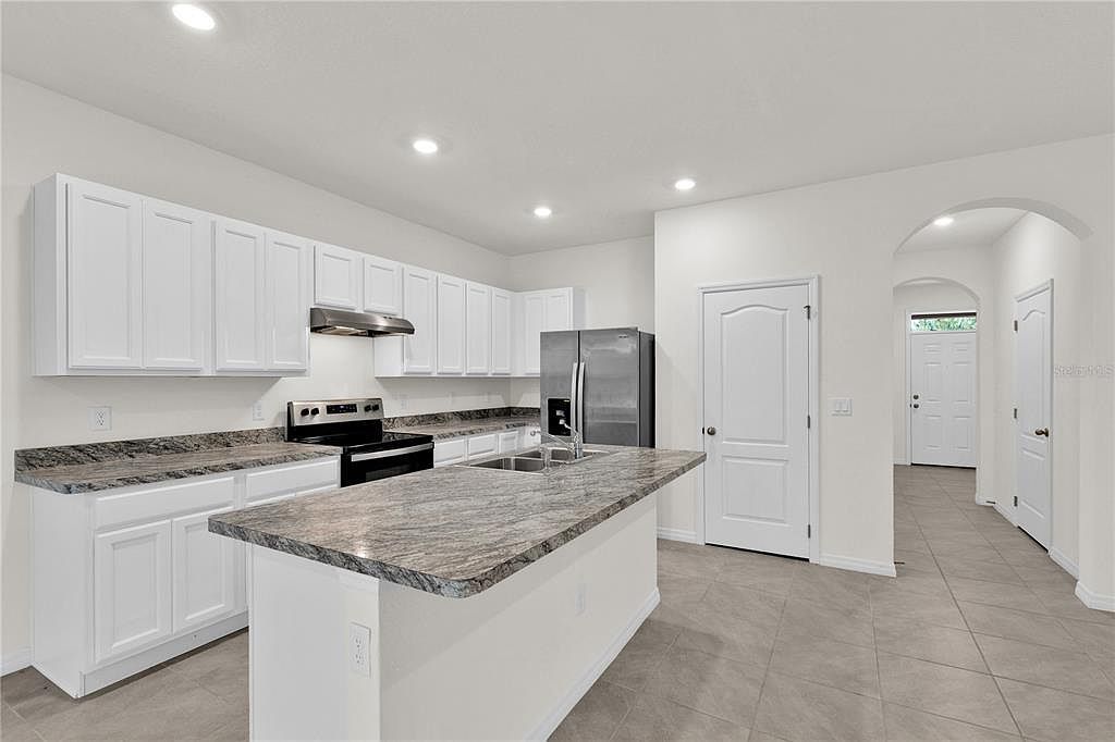 1366 Yellow Finch Dr Davenport, FL 33837 - Thumbnail 3