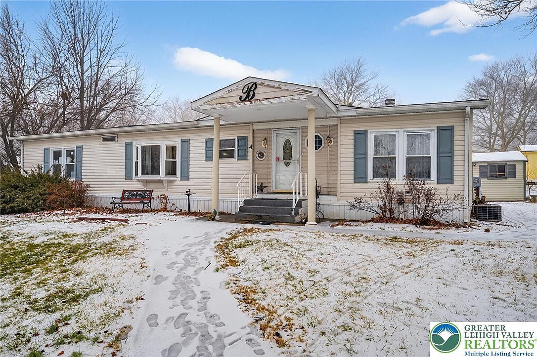 4 Woodsdale Ct Bath, PA 18014 - Thumbnail 3