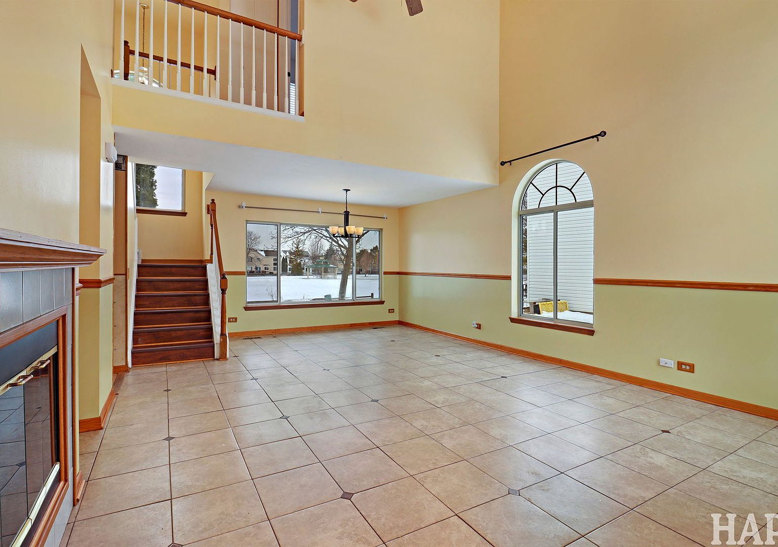 2216 N Sunrise Dr Round Lake Beach, IL 60073 - Thumbnail 3