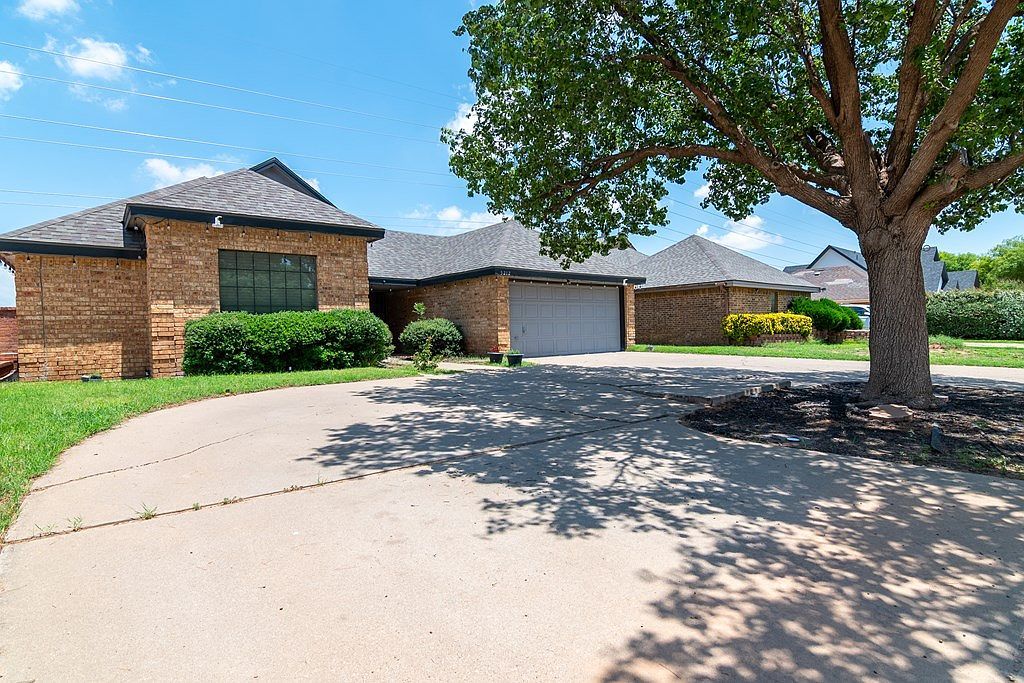 5212 Green Tree Blvd Midland, TX 79707 - Thumbnail 3