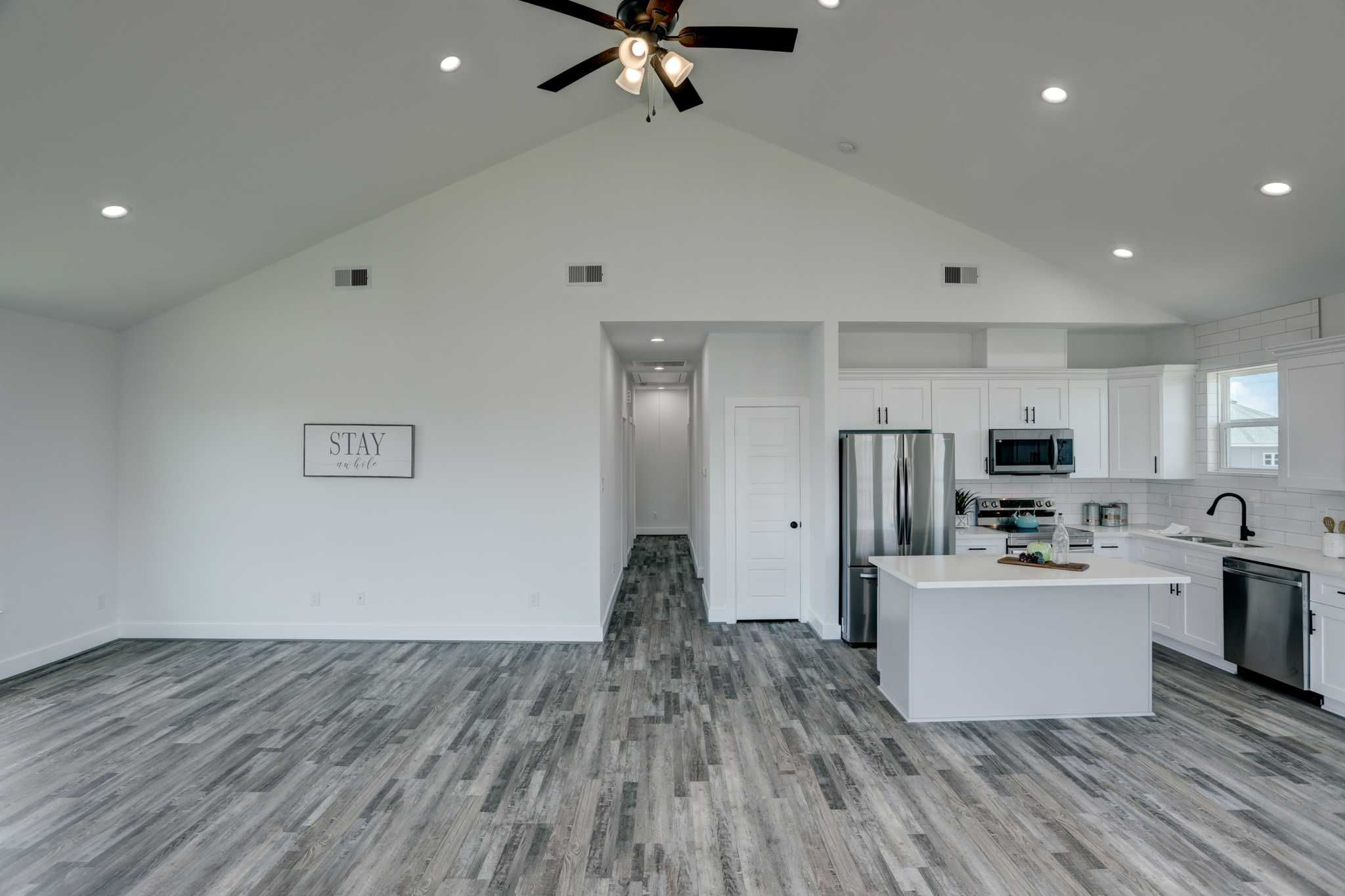 22809 Camino Street, Galveston, TX, USA, 77554 - Thumbnail 3