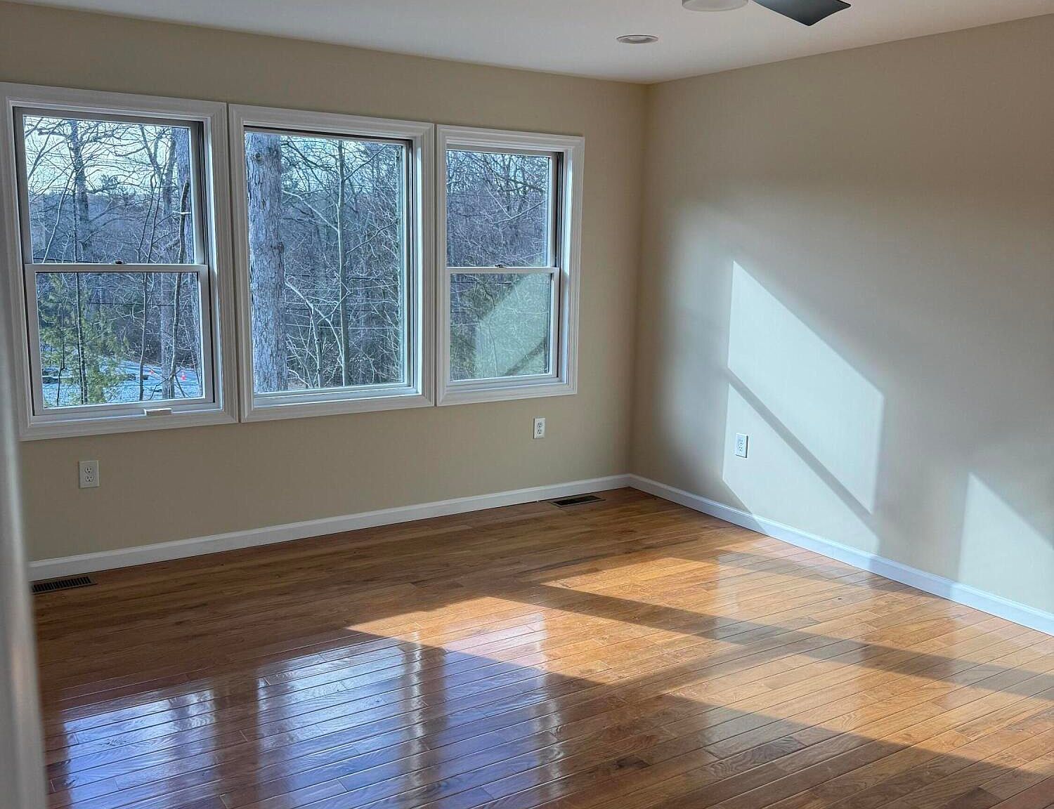 763 Milford Rd Dingmans Ferry, PA 18328 - Thumbnail 3